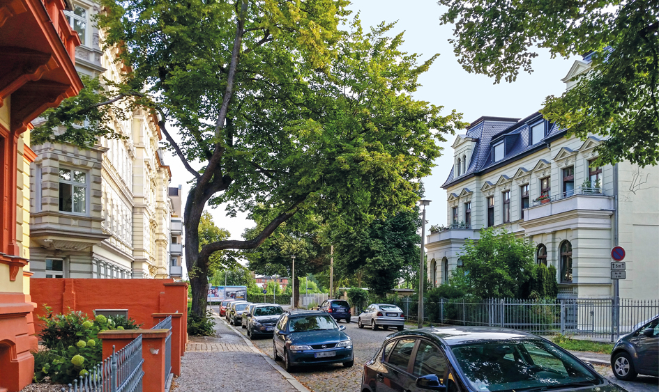 Einer der schönsten Straßenzüge gleich umgebungsnah – die Klausenerstraße Die Lage des Stadthaus Pure Homes